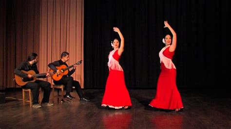  Entre Dos Aguas - Ein Flamenco-Stück voller Sehnsucht und sprühender Leidenschaft